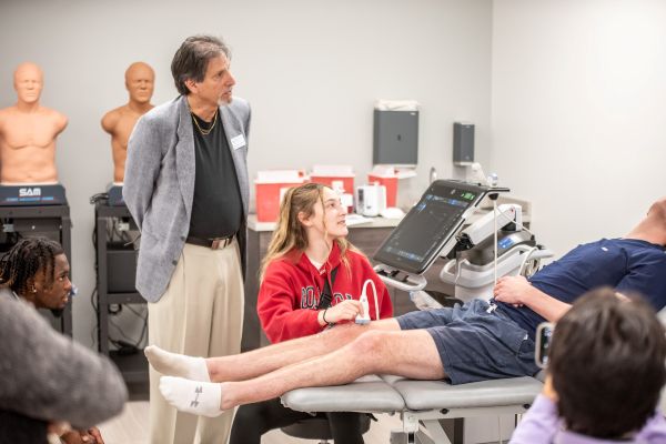 sports-symposium-1 Demonstration at the Sports Medicine for Students Symposium in 2025
